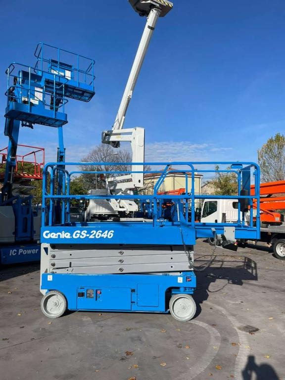 Genie GS-2646 - Platforma foarfeca: Foto 3 Genie GS-2646 - Platforma foarfeca: Foto 3