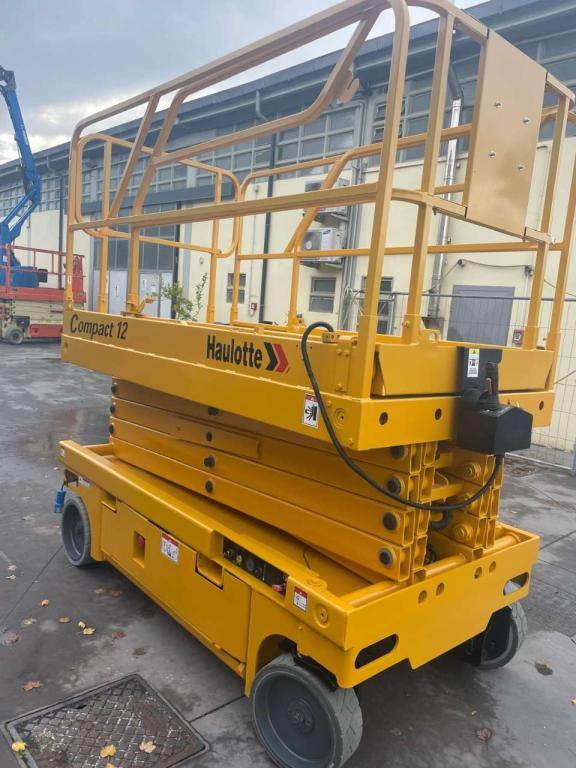 Haulotte COMPACT 12 - Platforma foarfeca: Foto 4 Haulotte COMPACT 12 - Platforma foarfeca: Foto 4