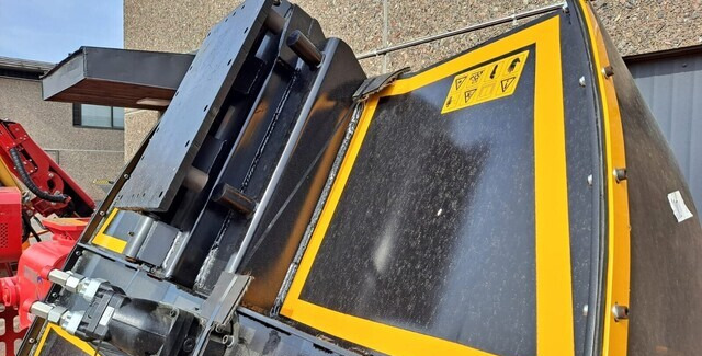 AX-Ketjumurskaimet - Tocător forestier: Foto 3 AX-Ketjumurskaimet - Tocător forestier: Foto 3