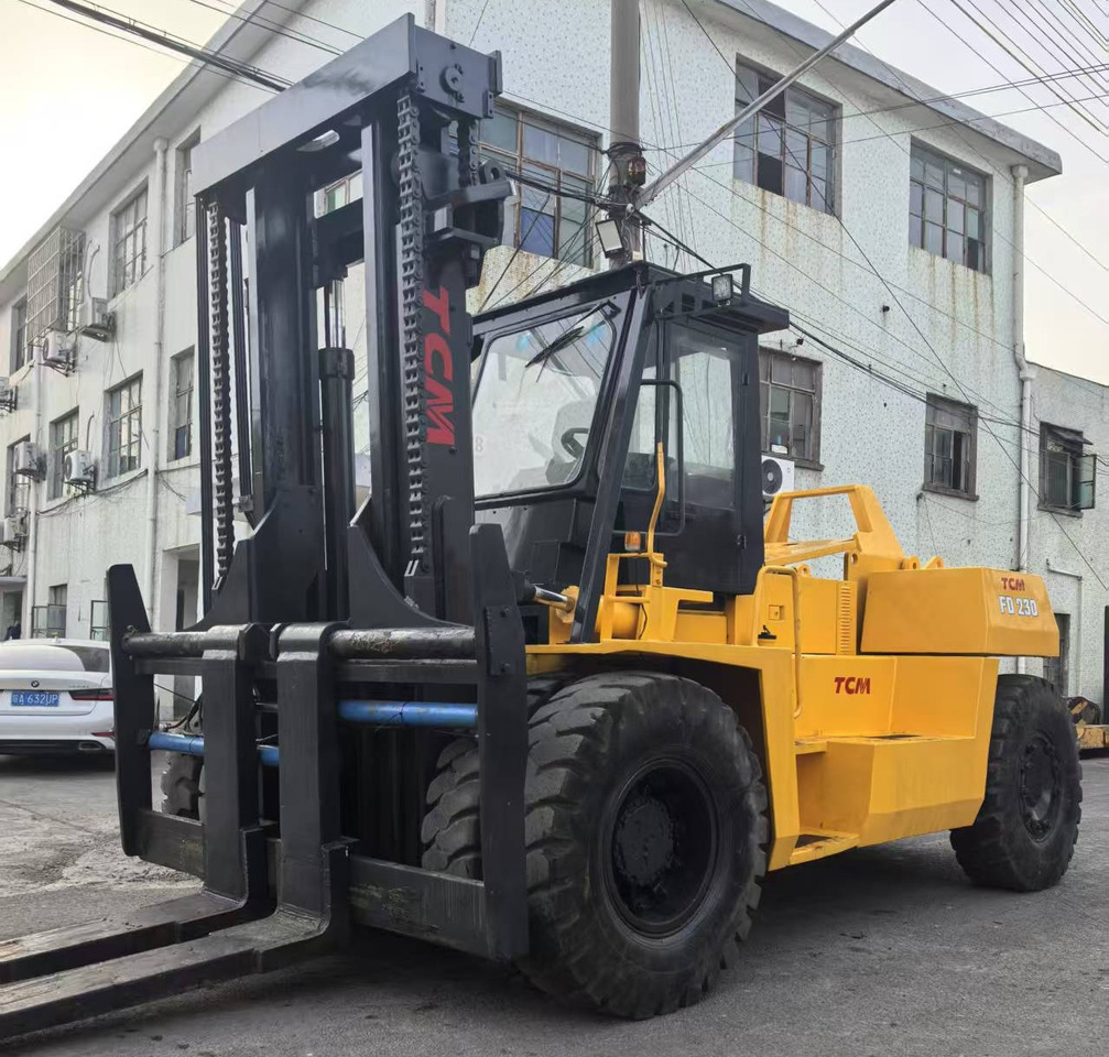 TCM FD230 23ton 25 ton FD250 FD200 FD160 15 ton 16 ton diesel forklift - Stivuitor diesel: Foto 5 TCM FD230 23ton 25 ton FD250 FD200 FD160 15 ton 16 ton diesel forklift - Stivuitor diesel: Foto 5