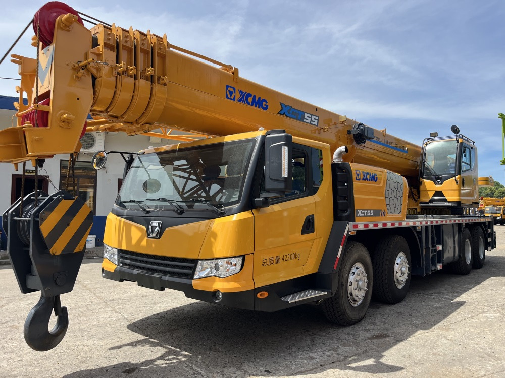 XCMG XCT55 XCT50 QY50KC QY50KA QY50K-II 25 ton 35 ton 40 ton 55 ton 50 ton truck crane - Automacara: Foto 1 XCMG XCT55 XCT50 QY50KC QY50KA QY50K-II 25 ton 35 ton 40 ton 55 ton 50 ton truck crane - Automacara: Foto 1