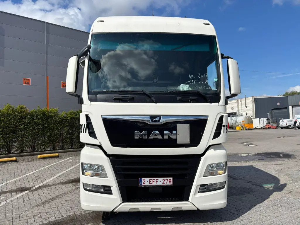 MAN TGX 18.460 XXL - Cap tractor: Foto 2 MAN TGX 18.460 XXL - Cap tractor: Foto 2