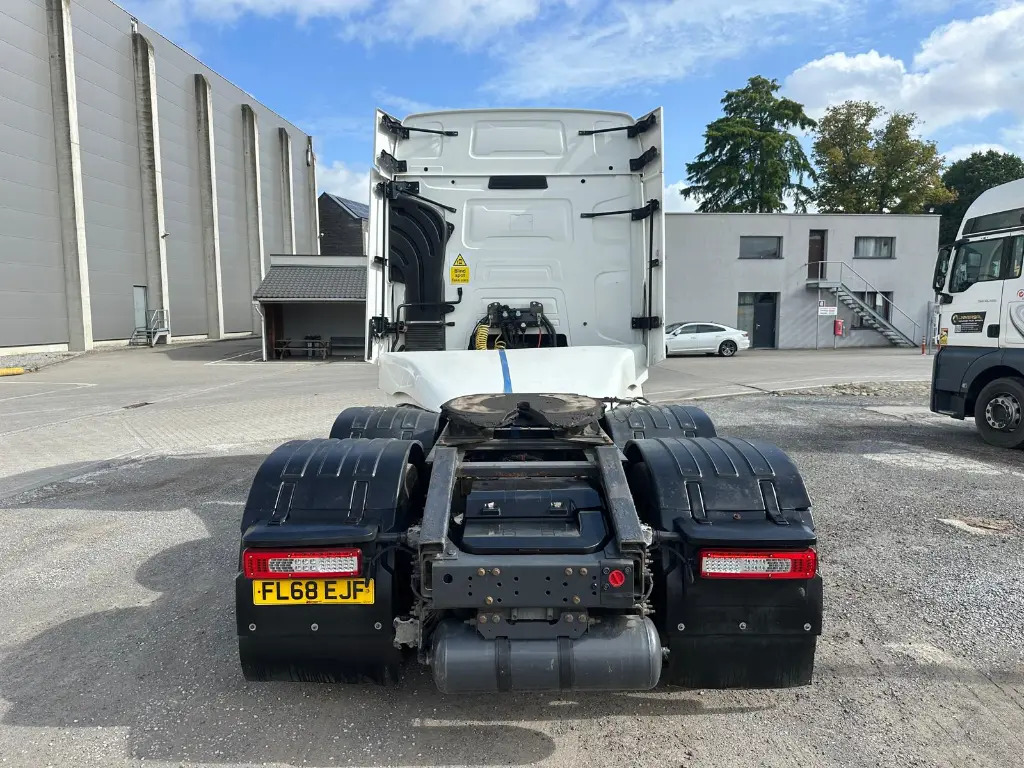 Renault T 460 (EJF) - Cap tractor: Foto 5 Renault T 460 (EJF) - Cap tractor: Foto 5