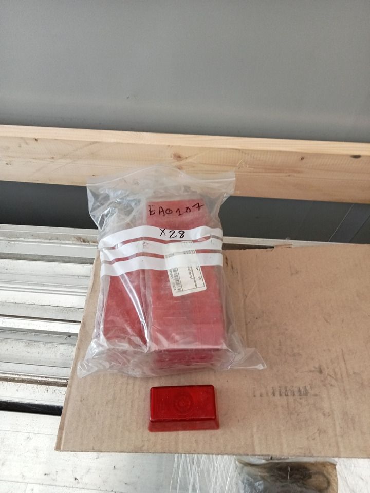 CABOCHON ROUGE (ML) - Lumină: Foto 1 CABOCHON ROUGE (ML) - Lumină: Foto 1