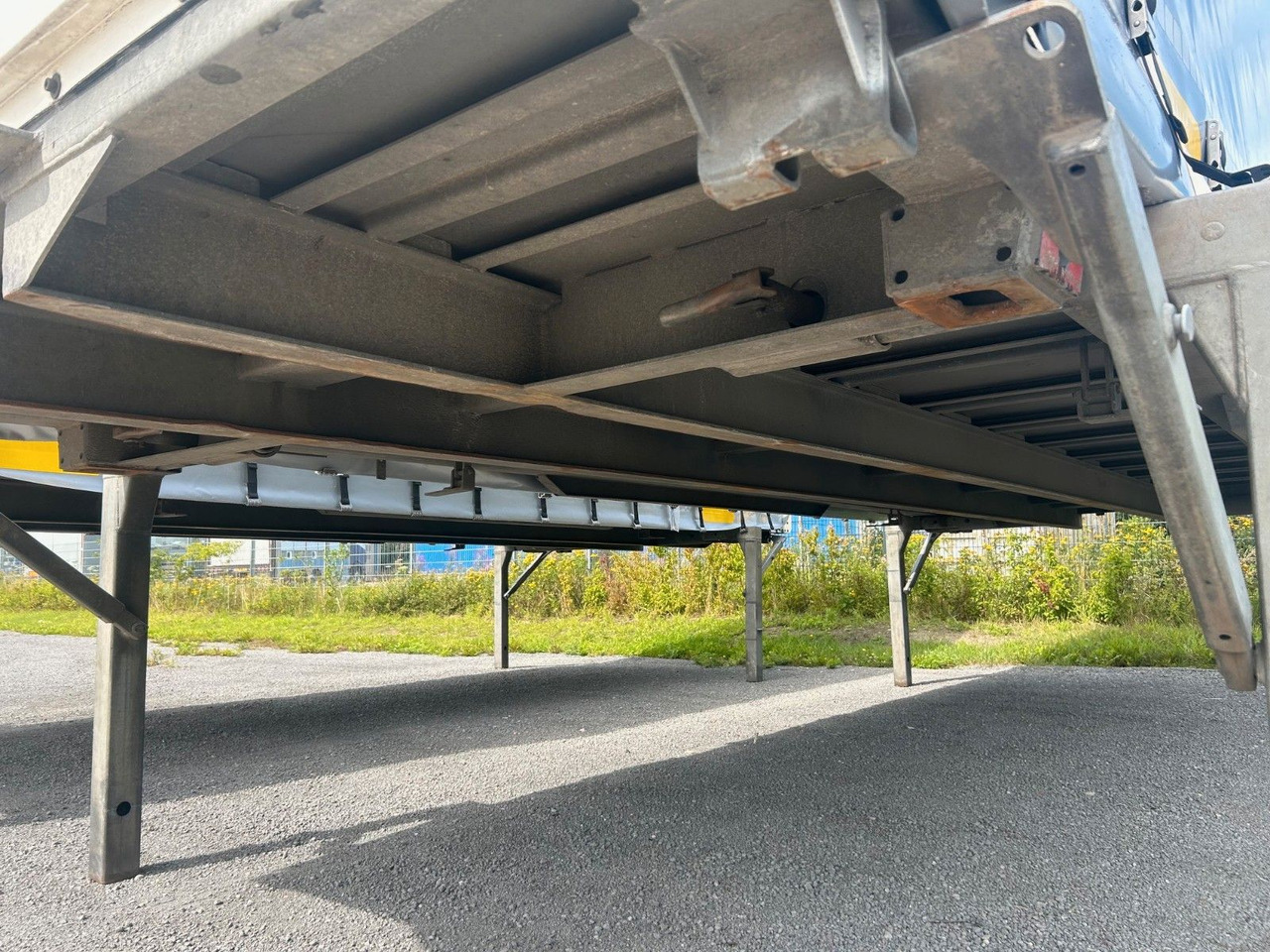 Wecon 6x Wechselpritschen Schiebeplane/Bordwand WP745S - Caroserie cu prelata: Foto 5 Wecon 6x Wechselpritschen Schiebeplane/Bordwand WP745S - Caroserie cu prelata: Foto 5