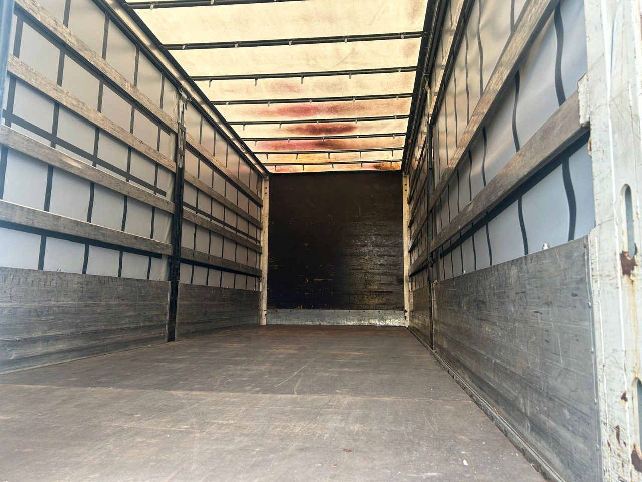 Wecon 6x Wechselpritschen Schiebeplane/Bordwand WP745S - Caroserie cu prelata: Foto 2 Wecon 6x Wechselpritschen Schiebeplane/Bordwand WP745S - Caroserie cu prelata: Foto 2