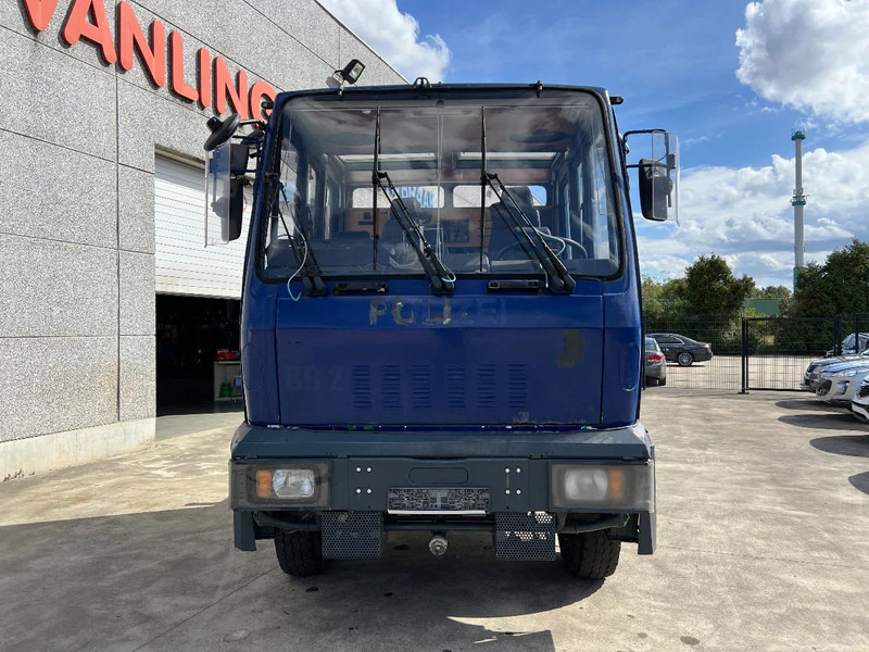 Mercedes-Benz SK 2629 V8 6x6 - Camion şasiu: Foto 2 Mercedes-Benz SK 2629 V8 6x6 - Camion şasiu: Foto 2