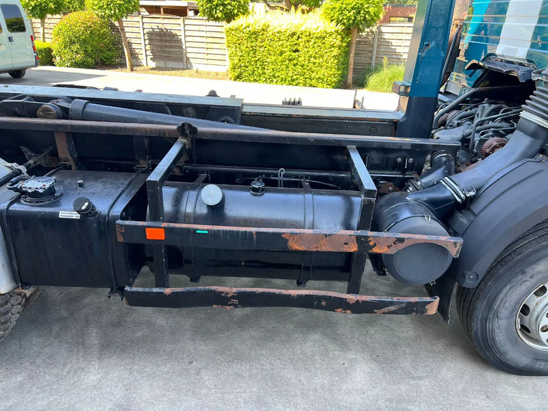 Mercedes-Benz SK 2638 V8 Ex-politie voertuig - Camion cu cârlig: Foto 4 Mercedes-Benz SK 2638 V8 Ex-politie voertuig - Camion cu cârlig: Foto 4