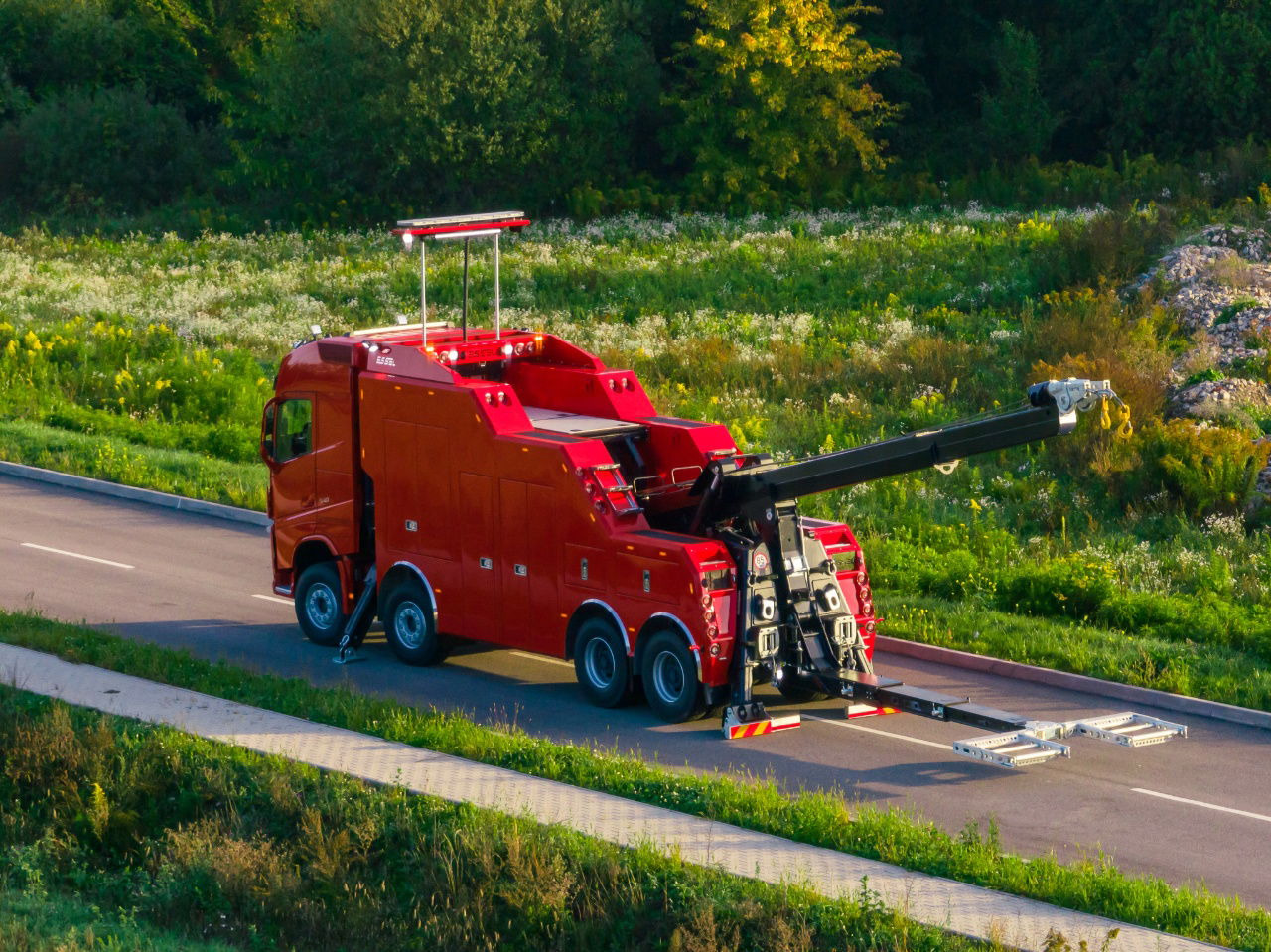 Volvo FH NEW ER4120 5 winches T-REX Volvo FH 540 8x4 WB6,0 White or RED - Maşină de tractare: Foto 2 Volvo FH NEW ER4120 5 winches T-REX Volvo FH 540 8x4 WB6,0 White or RED - Maşină de tractare: Foto 2