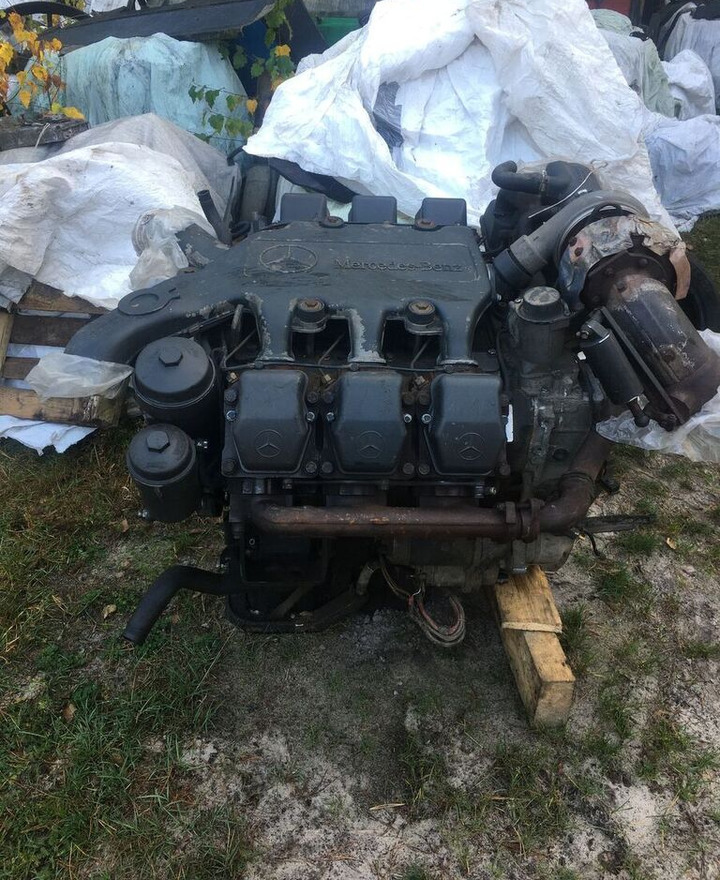 Mercedes-Benz OM501LA Mercedes-Benz Actrosa OM 501LA truck - Motor pentru Camion: Foto 2 Mercedes-Benz OM501LA Mercedes-Benz Actrosa OM 501LA truck - Motor pentru Camion: Foto 2