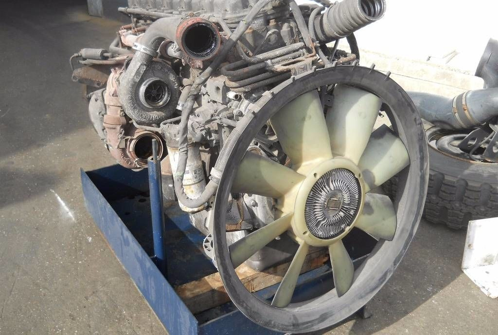 Scania DT1202 Scania 124 HPI 470 E3 - Motor pentru Camion: Foto 4 Scania DT1202 Scania 124 HPI 470 E3 - Motor pentru Camion: Foto 4