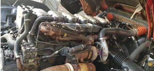 Scania DT1217 truck - Motor pentru Camion: Foto 2 Scania DT1217 truck - Motor pentru Camion: Foto 2