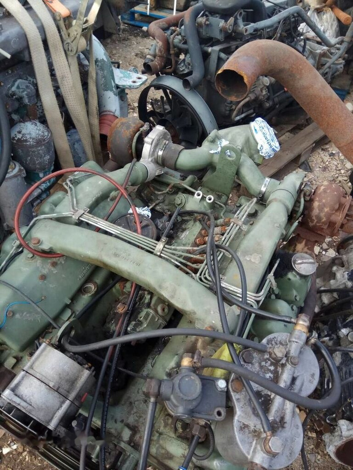 OM 422 V8 BiTurbo Mercedes-Benz - Motor pentru Camion: Foto 3 OM 422 V8 BiTurbo Mercedes-Benz - Motor pentru Camion: Foto 3