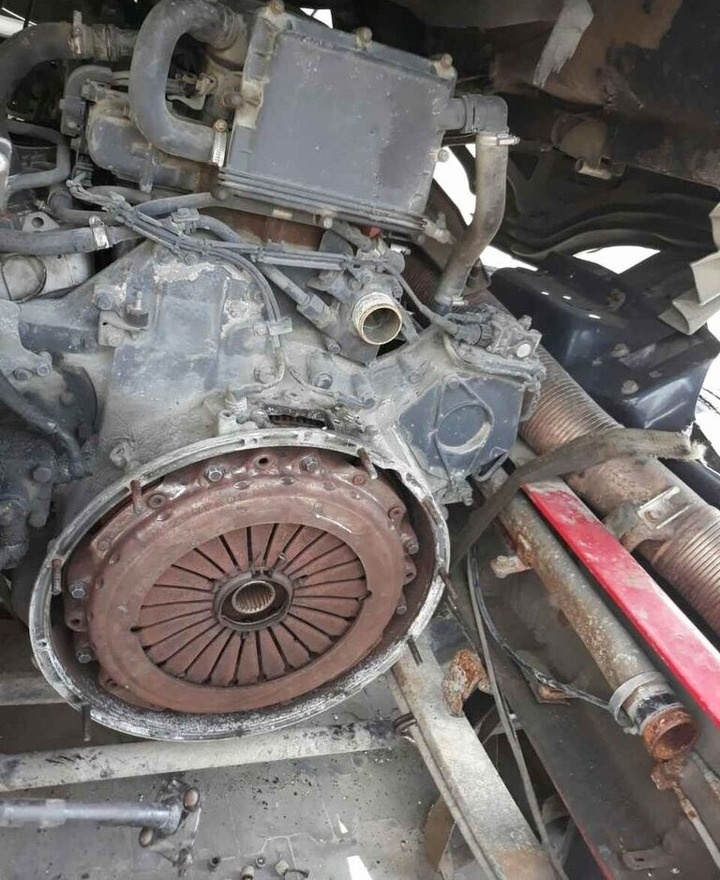 Scania DC1108 Scania P340 - Motor pentru Camion: Foto 2 Scania DC1108 Scania P340 - Motor pentru Camion: Foto 2