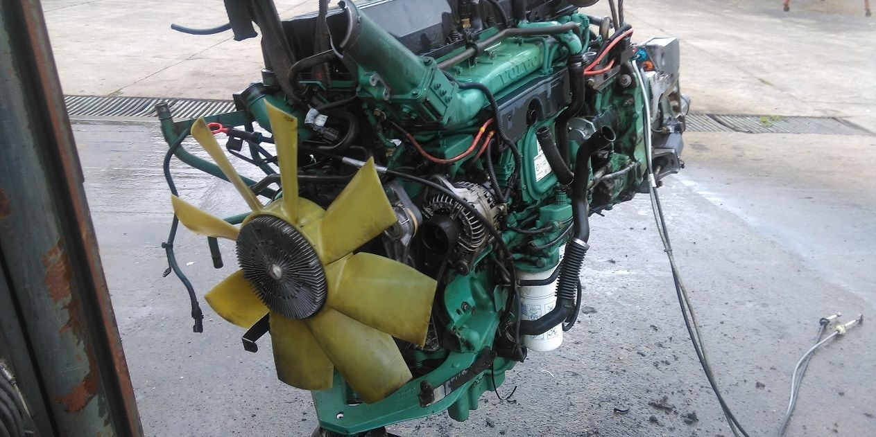 Volvo D9A 260 300 340 Volvo FM - Motor pentru Camion: Foto 2 Volvo D9A 260 300 340 Volvo FM - Motor pentru Camion: Foto 2