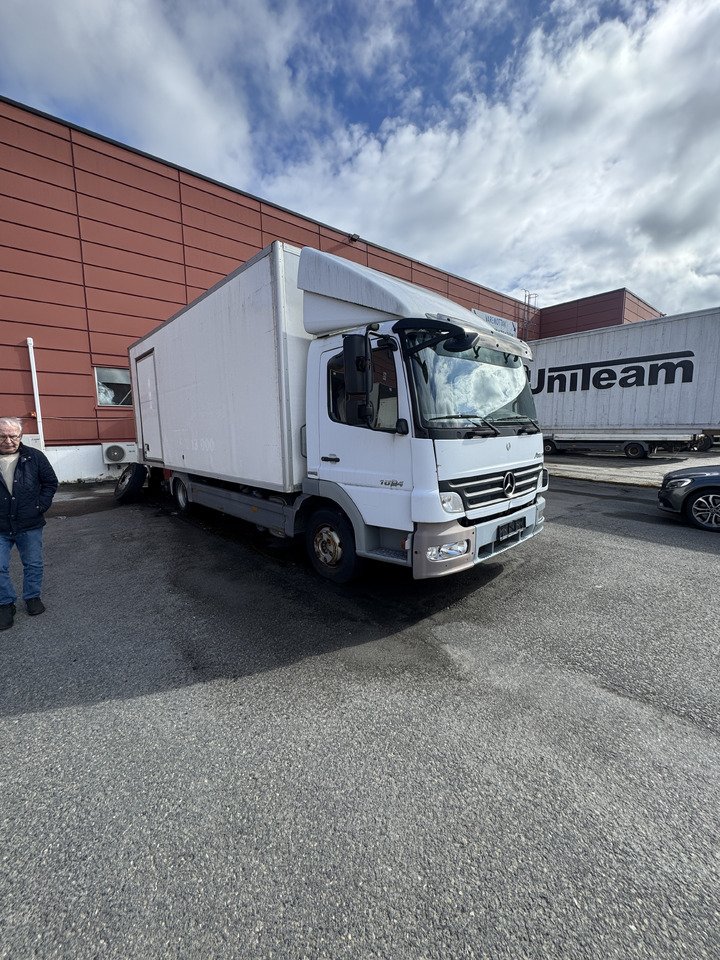 MERCEDES-BENZ Attego - Camion furgon: Foto 1 MERCEDES-BENZ Attego - Camion furgon: Foto 1