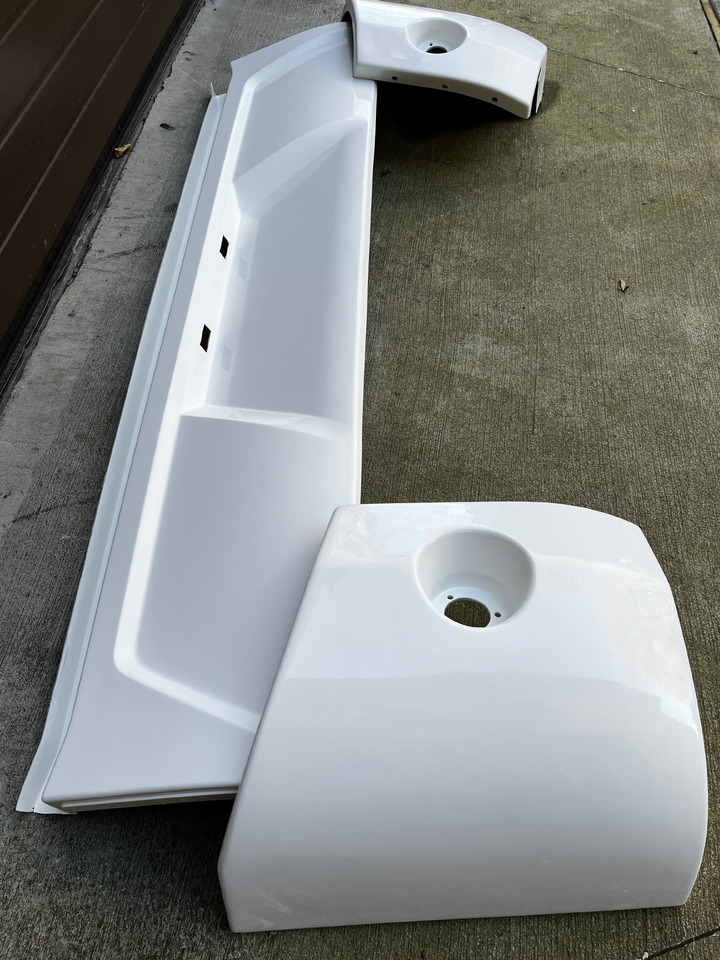 Zderzak tylny VOLVO 9500 9700 9900 VOLVO 9500 9700 9900 - Bară de protecție pentru Autocar: Foto 1 Zderzak tylny VOLVO 9500 9700 9900 VOLVO 9500 9700 9900 - Bară de protecție pentru Autocar: Foto 1