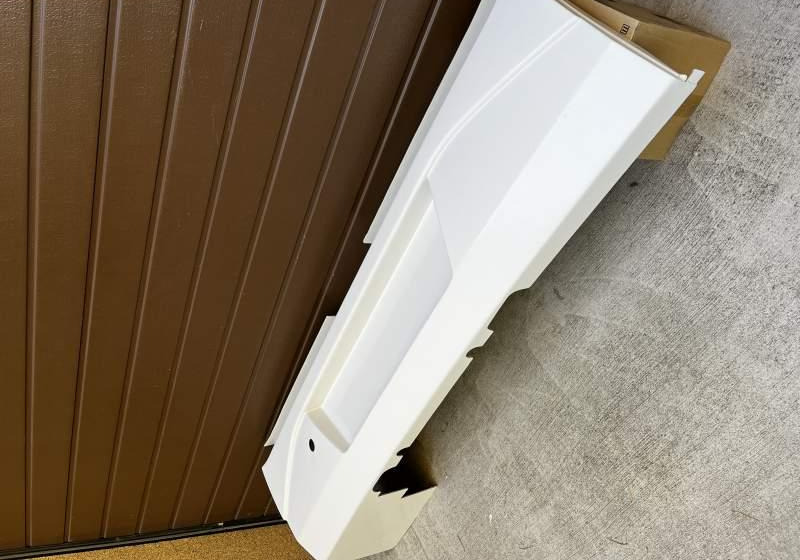 Zderzak tylny środkowy VOLVO 9700, 9800, 9900 Volvo 9700, 9800, 9900, B12 - Bară de protecție pentru Autocar: Foto 1 Zderzak tylny środkowy VOLVO 9700, 9800, 9900 Volvo 9700, 9800, 9900, B12 - Bară de protecție pentru Autocar: Foto 1