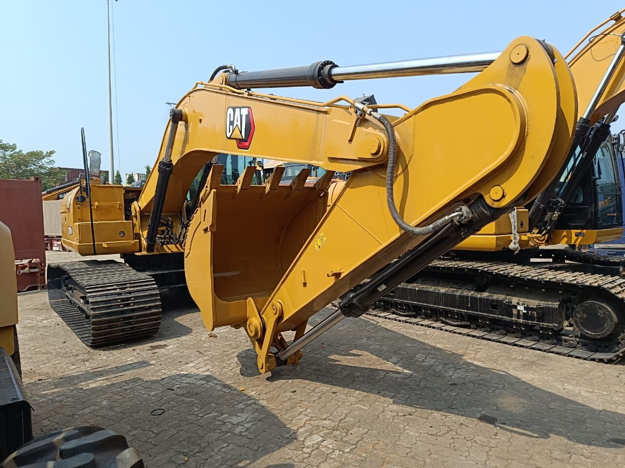 New Caterpillar 320D3GC tracked excavator - Excavator pe şenile: Foto 1 New Caterpillar 320D3GC tracked excavator - Excavator pe şenile: Foto 1
