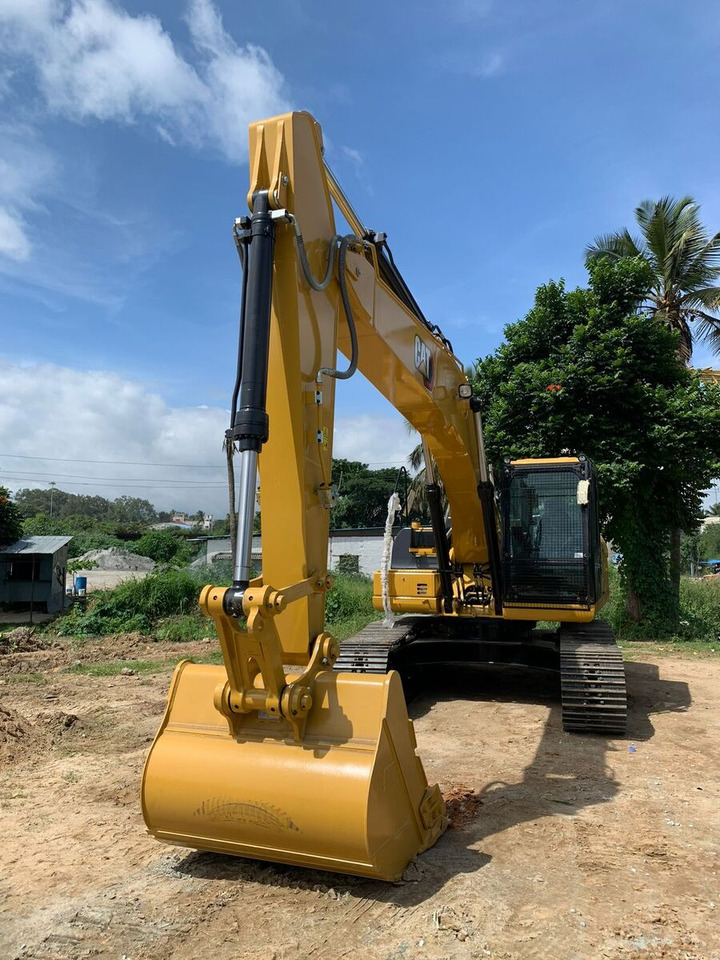 New Caterpillar 323D3 tracked excavator - Excavator pe şenile: Foto 2 New Caterpillar 323D3 tracked excavator - Excavator pe şenile: Foto 2