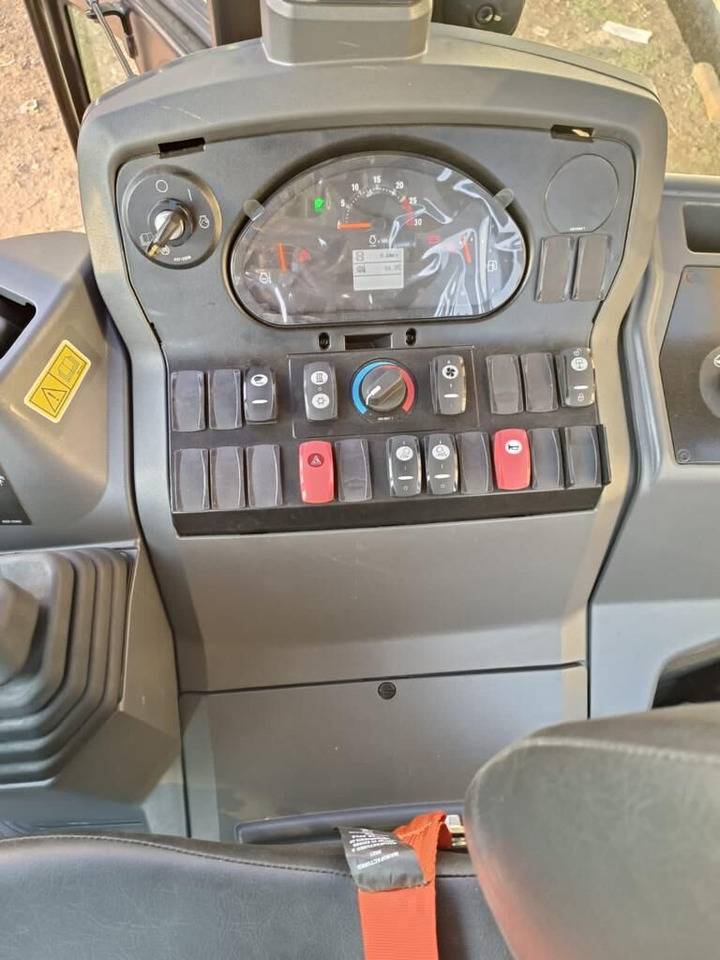 Buldoexcavator nou New Caterpillar 424 backhoe loader: Foto 9