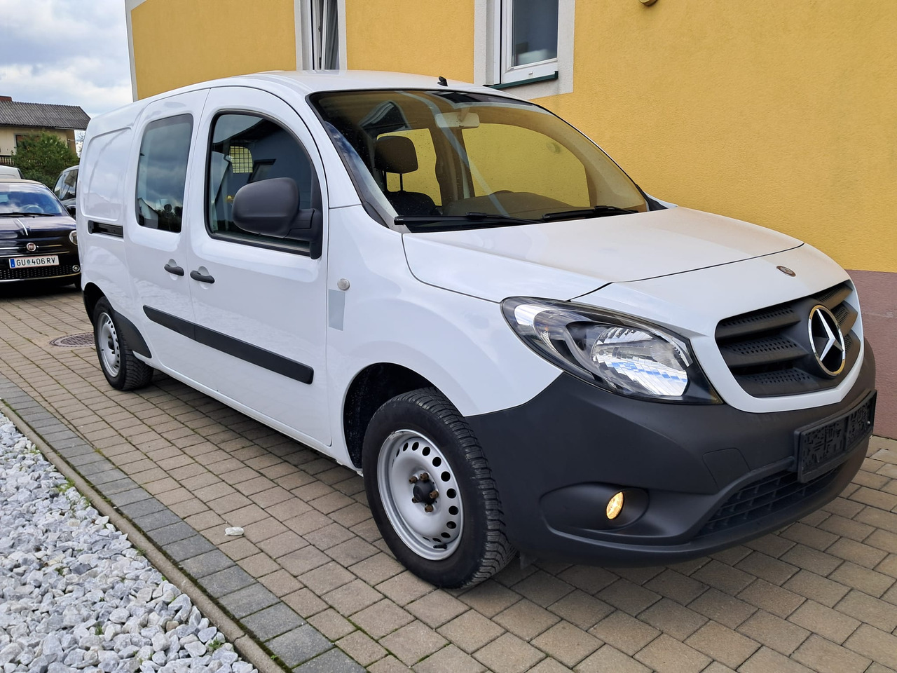 MERCEDES-BENZ Citan 109 CDI 5-Sitzer DKA | Schiebet. beids. | Klima | - Autoutilitară, Autoutilitară cabină dublă: Foto 2 MERCEDES-BENZ Citan 109 CDI 5-Sitzer DKA | Schiebet. beids. | Klima | - Autoutilitară, Autoutilitară cabină dublă: Foto 2