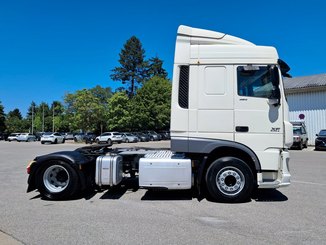 DAF XF 18.460 Schubboden | Klima | Retarder | Differ - Cap tractor: Foto 3 DAF XF 18.460 Schubboden | Klima | Retarder | Differ - Cap tractor: Foto 3