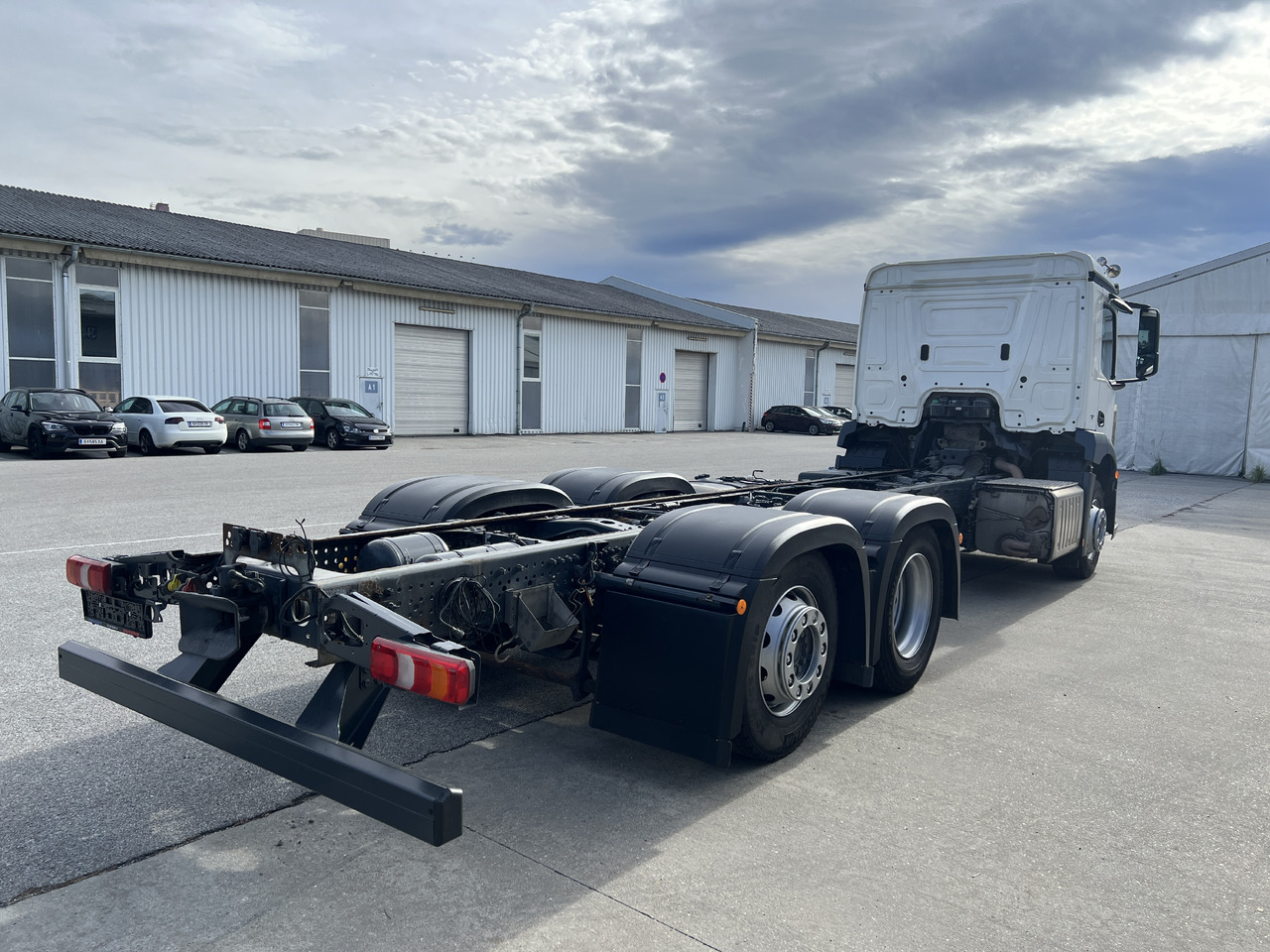 MERCEDES-BENZ Antos 25 40 | Standheizung | Klima | Liftachse - Camion şasiu: Foto 3 MERCEDES-BENZ Antos 25 40 | Standheizung | Klima | Liftachse - Camion şasiu: Foto 3