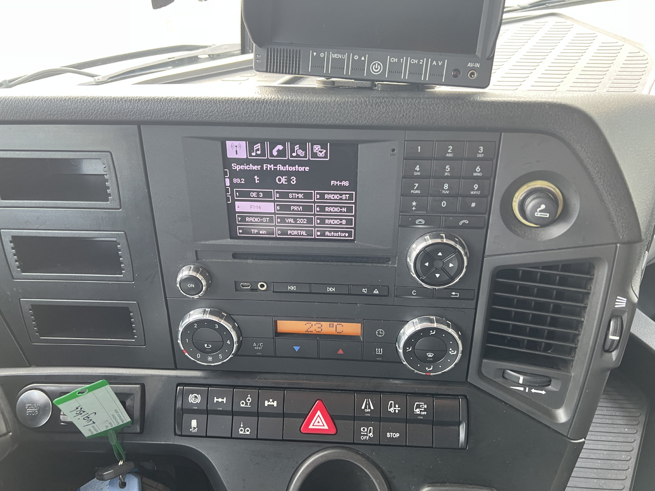 Camion şasiu MERCEDES-BENZ Antos 25 40 | Standheizung | Klima | Liftachse: Foto 17 Camion şasiu MERCEDES-BENZ Antos 25 40 | Standheizung | Klima | Liftachse: Foto 17