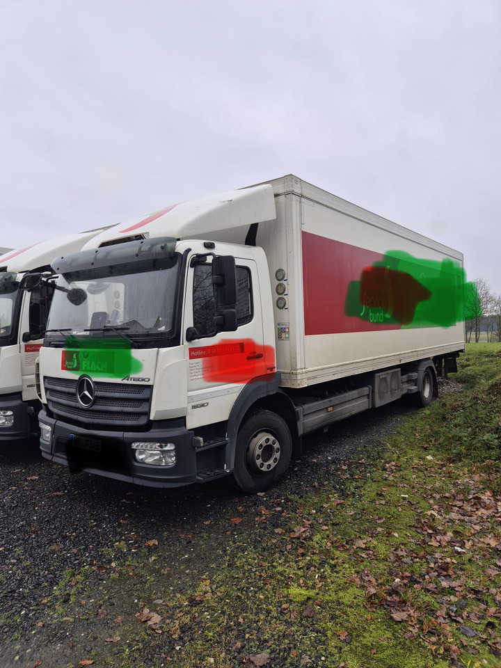 MERCEDES-BENZ ATEGO 1530 - Camion frigider: Foto 1 MERCEDES-BENZ ATEGO 1530 - Camion frigider: Foto 1