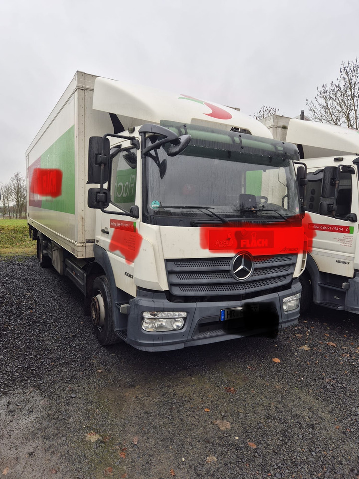 MERCEDES-BENZ ATEGO 1530 - Camion frigider: Foto 2 MERCEDES-BENZ ATEGO 1530 - Camion frigider: Foto 2