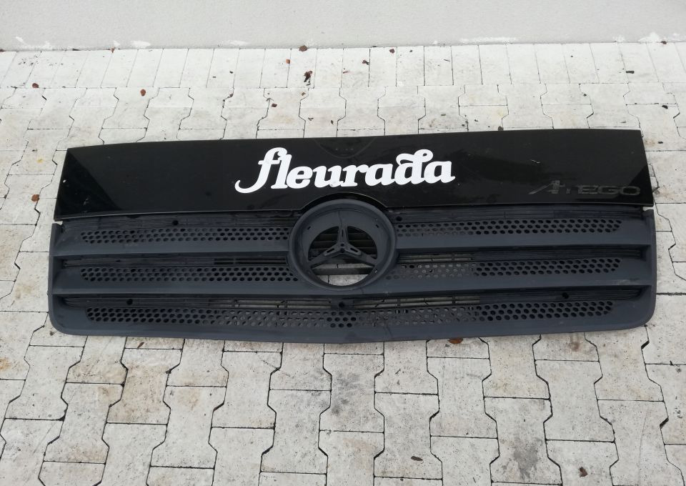 ATRAPA GRILL MASKA MERCEDES ATEGO EURO6 - Capotă pentru Camion: Foto 1 ATRAPA GRILL MASKA MERCEDES ATEGO EURO6 - Capotă pentru Camion: Foto 1