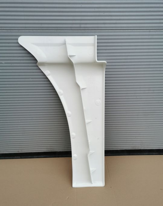 BANAN MASKOWNICA BŁOTNIKA MAN TGX RH RAL 9010 - Aripă pentru Camion: Foto 2 BANAN MASKOWNICA BŁOTNIKA MAN TGX RH RAL 9010 - Aripă pentru Camion: Foto 2