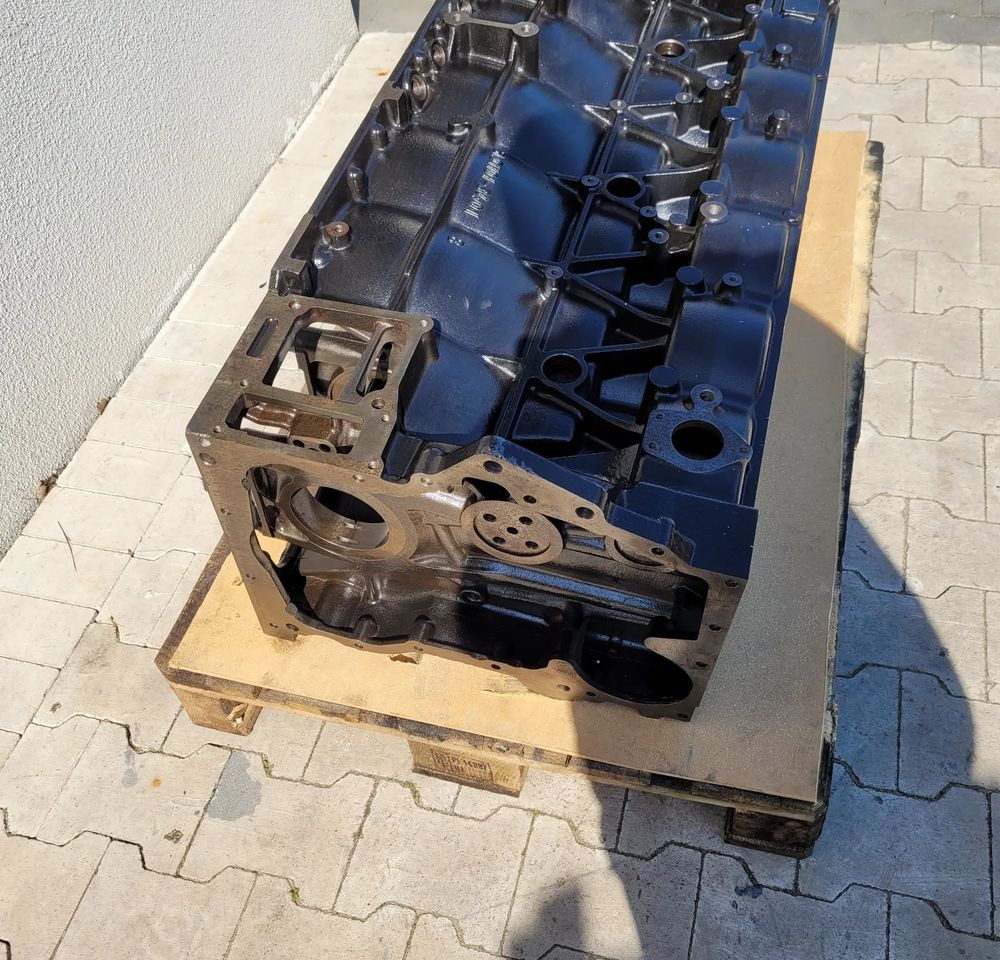 BLOK MAN TGX TGS EURO5 NOWY ORYGINAŁ 51.01101-3401 - Blocul cilindrilor pentru Camion: Foto 2 BLOK MAN TGX TGS EURO5 NOWY ORYGINAŁ 51.01101-3401 - Blocul cilindrilor pentru Camion: Foto 2