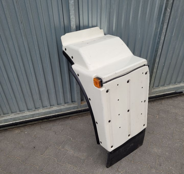 BLOTNIK MAN TGM LH NOWY ORYGINAL 81.61210.0541/0547 - Aripă pentru Camion: Foto 1 BLOTNIK MAN TGM LH NOWY ORYGINAL 81.61210.0541/0547 - Aripă pentru Camion: Foto 1