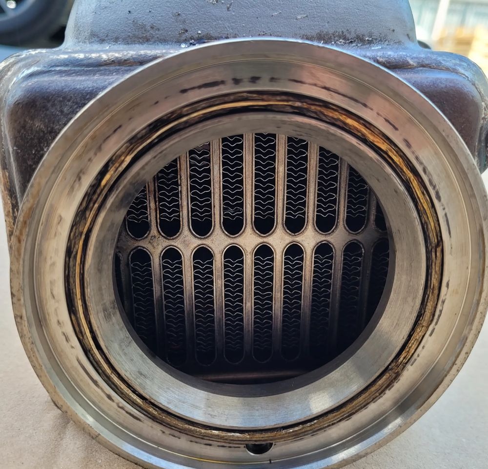 CHŁODNICA EGR VOLVO FH4 FH5 ORYGINAŁ 21944868 CHWALIM116 - Răcitor EGR pentru Camion: Foto 3 CHŁODNICA EGR VOLVO FH4 FH5 ORYGINAŁ 21944868 CHWALIM116 - Răcitor EGR pentru Camion: Foto 3