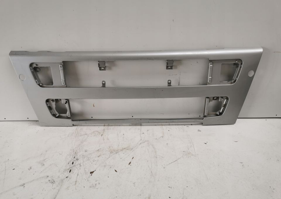 GRILL ATRAPA VOLVO Fh12 ORYGINAŁ - Grilă pentru Camion: Foto 1 GRILL ATRAPA VOLVO Fh12 ORYGINAŁ - Grilă pentru Camion: Foto 1