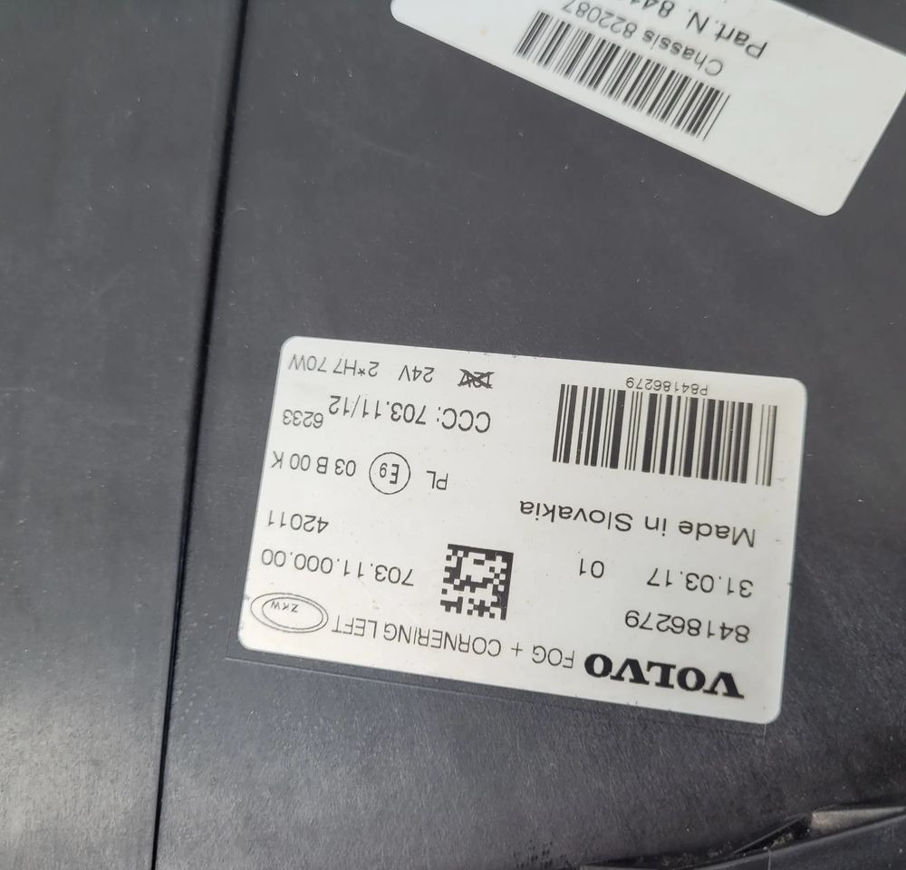 HALOGEN VOLVO FH4 ORYGINAŁ CENA ZA 1SZT. - Lumină pentru Camion: Foto 5 HALOGEN VOLVO FH4 ORYGINAŁ CENA ZA 1SZT. - Lumină pentru Camion: Foto 5