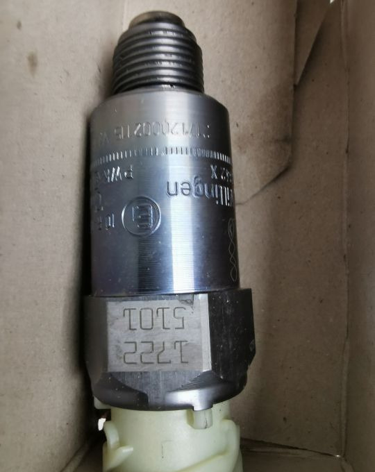 IMPUSATOR MAN TGX TGS E6 81.27121-0098 - Senzor pentru Camion: Foto 1 IMPUSATOR MAN TGX TGS E6 81.27121-0098 - Senzor pentru Camion: Foto 1