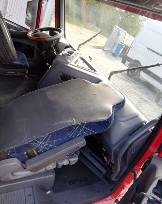 KABINA IVECO STRALIS E5 2007R.BEZWYPADEK - Cabină pentru Camion: Foto 2 KABINA IVECO STRALIS E5 2007R.BEZWYPADEK - Cabină pentru Camion: Foto 2