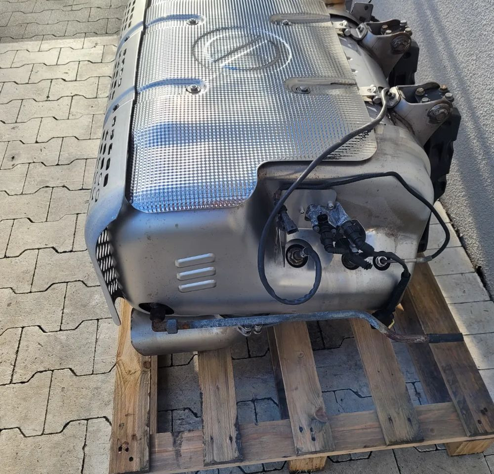 KATALIZATOR IVECO EUROCARGO E6 ORYGINAŁ - Convertor catalitic pentru Camion: Foto 2 KATALIZATOR IVECO EUROCARGO E6 ORYGINAŁ - Convertor catalitic pentru Camion: Foto 2