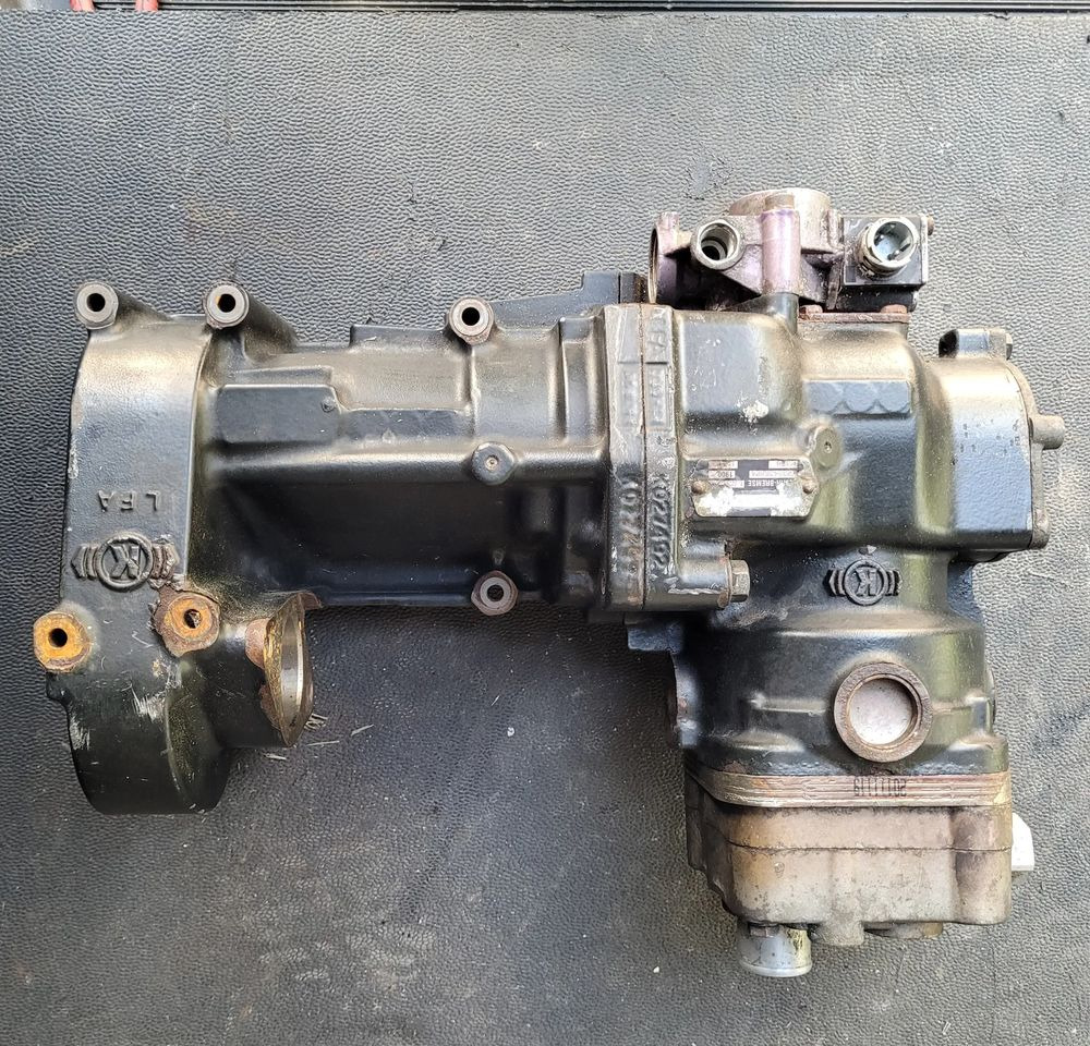 KOMPRESOR MAN TGX TGS 51.54000-7144 CHWALIM116 - Compresor, instalatie aer comprimat pentru Camion: Foto 1 KOMPRESOR MAN TGX TGS 51.54000-7144 CHWALIM116 - Compresor, instalatie aer comprimat pentru Camion: Foto 1