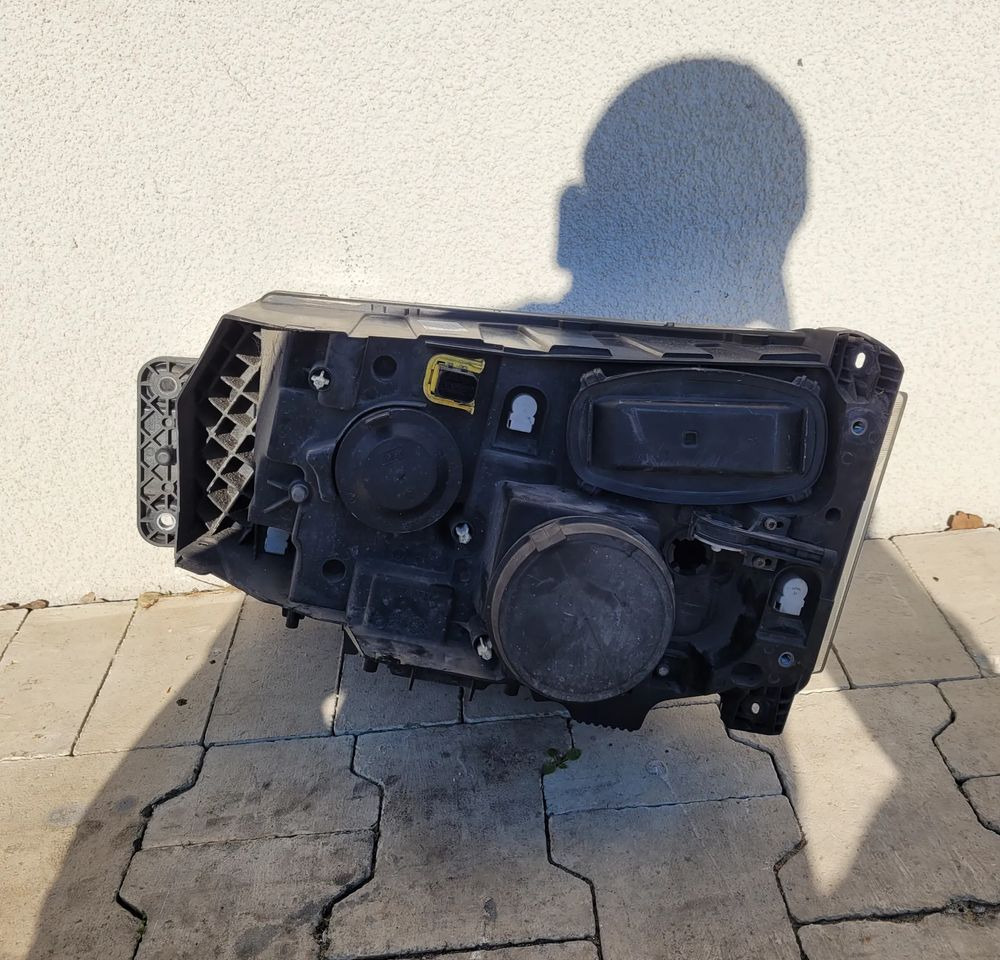 LAMPA RENAULT RANGE T GAMA RH 7482251395 ORYGINAŁ - Lumină pentru Camion: Foto 2 LAMPA RENAULT RANGE T GAMA RH 7482251395 ORYGINAŁ - Lumină pentru Camion: Foto 2