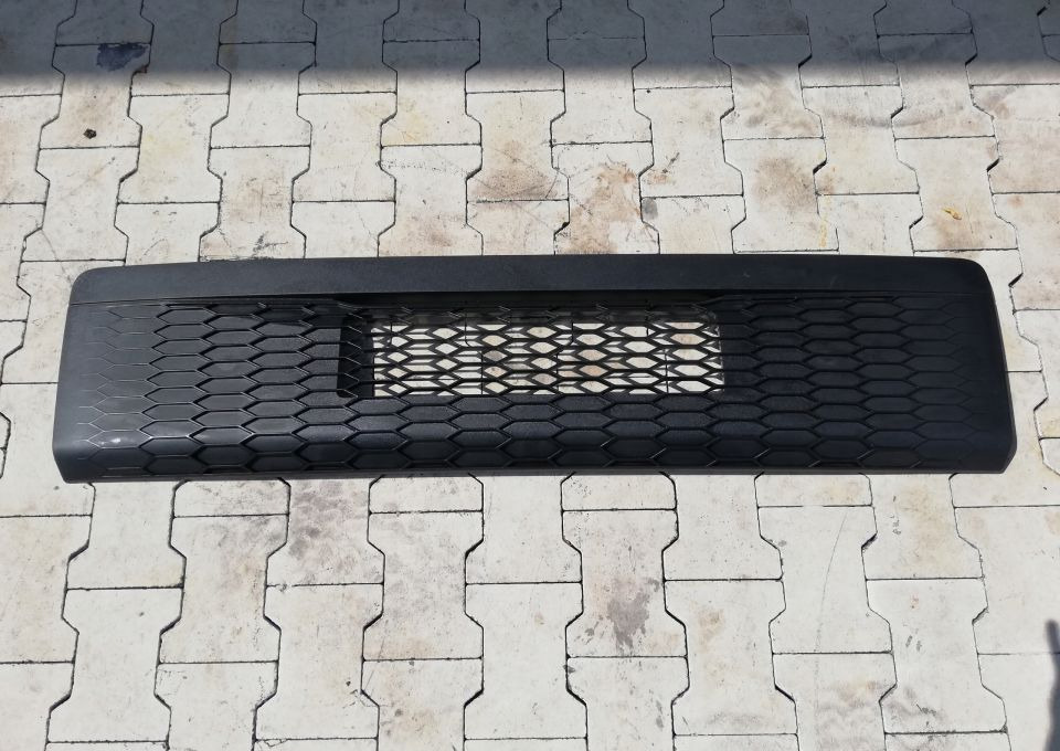 MASKA GRILL ATRAPA VOLVO FL FE 82523575 NOWY ORYG. - Grilă pentru Camion: Foto 1 MASKA GRILL ATRAPA VOLVO FL FE 82523575 NOWY ORYG. - Grilă pentru Camion: Foto 1