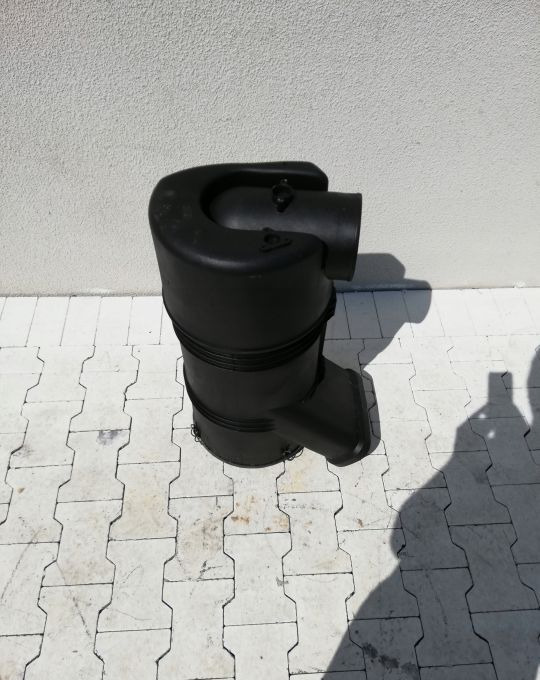 OBUDOWA FILTRA POWIETRZA MAN TGX TGS TGA EURO 5 - Filtru de aer pentru Camion: Foto 1 OBUDOWA FILTRA POWIETRZA MAN TGX TGS TGA EURO 5 - Filtru de aer pentru Camion: Foto 1