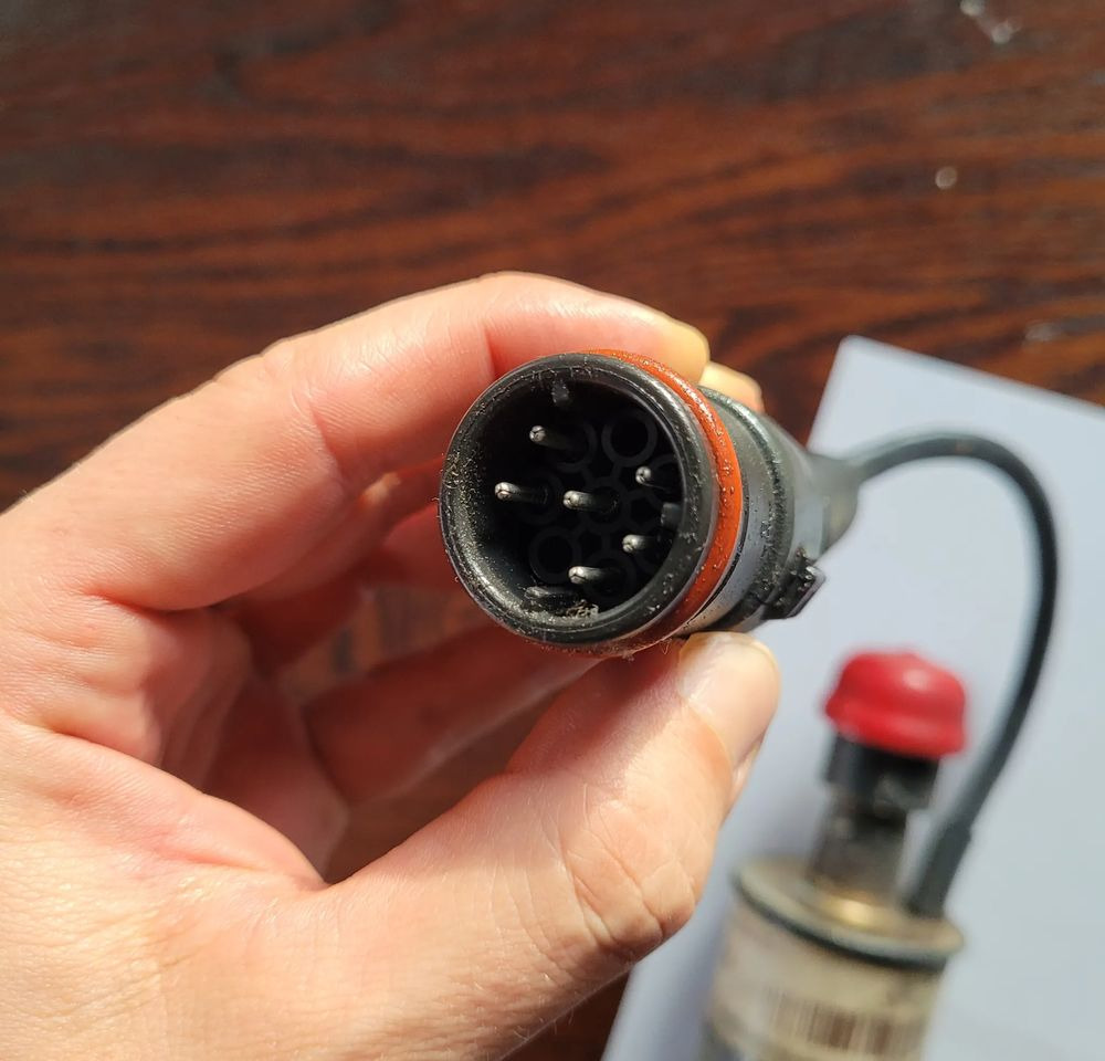 POMPKA PALIWA DAF XF 106 - Pompă de combustibil pentru Camion: Foto 2 POMPKA PALIWA DAF XF 106 - Pompă de combustibil pentru Camion: Foto 2