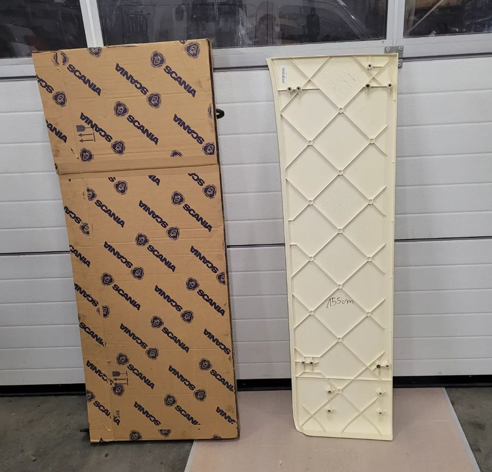 SPOJLER ZAKABINOWY SCANIA R 1534229 NOWY ORYGINAŁ - Aerodinamică/ Spoiler pentru Camion: Foto 2 SPOJLER ZAKABINOWY SCANIA R 1534229 NOWY ORYGINAŁ - Aerodinamică/ Spoiler pentru Camion: Foto 2