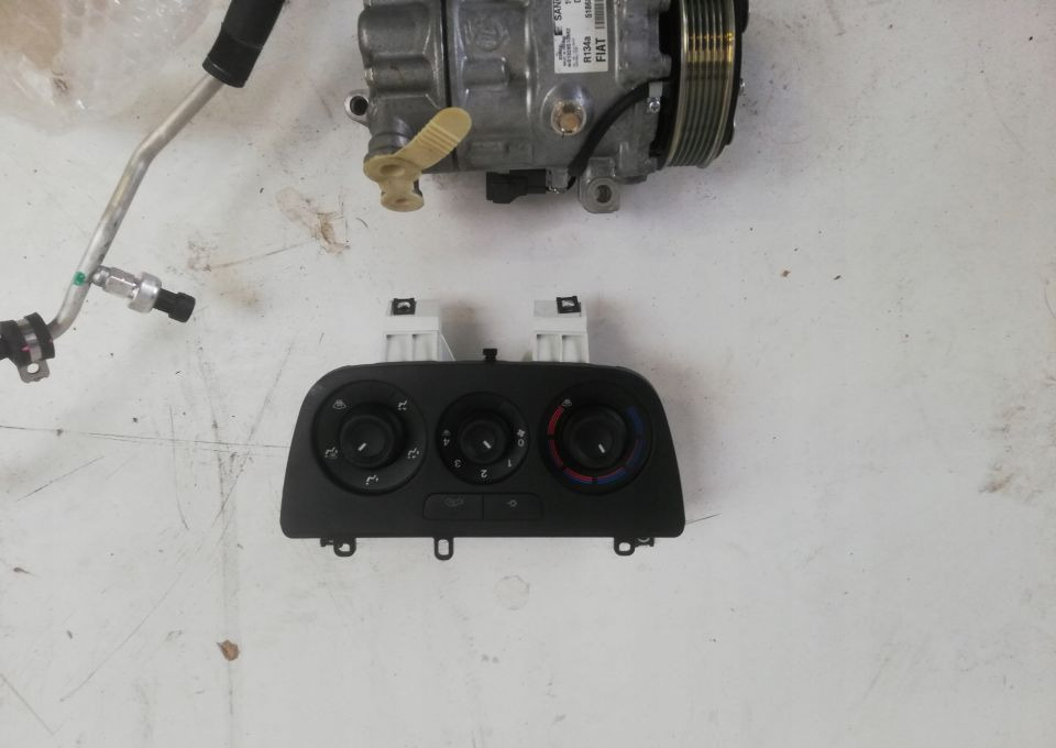 STEROWNIK NAGRZEWNICY FIAT DOBLO, COMBO - Încălzire/ Ventilație pentru Autoutilitară: Foto 1 STEROWNIK NAGRZEWNICY FIAT DOBLO, COMBO - Încălzire/ Ventilație pentru Autoutilitară: Foto 1