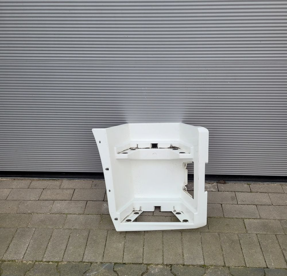 STOPNICA RENAULT RANGE T GAMA RH ORYGINAŁ 50145376 CHWALIM116 - Scară pentru Camion: Foto 1 STOPNICA RENAULT RANGE T GAMA RH ORYGINAŁ 50145376 CHWALIM116 - Scară pentru Camion: Foto 1