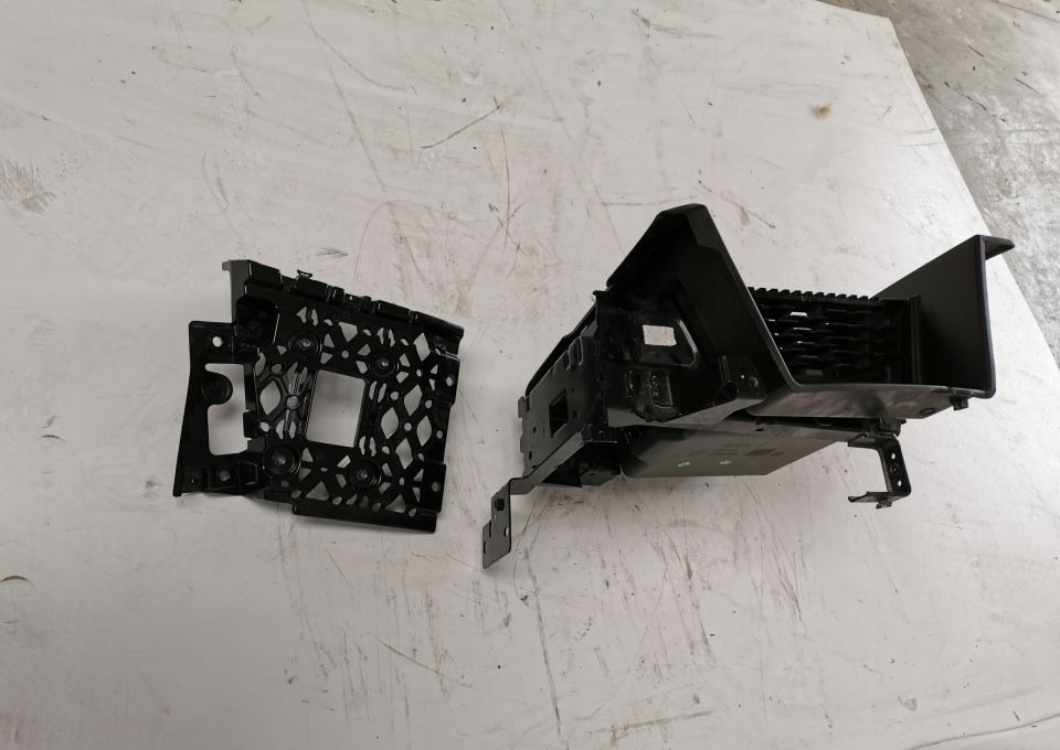 STOPNICA WŁAZ RENAULT RANGE T GAMA RH. ORYGINAŁ - Scară pentru Camion: Foto 2 STOPNICA WŁAZ RENAULT RANGE T GAMA RH. ORYGINAŁ - Scară pentru Camion: Foto 2